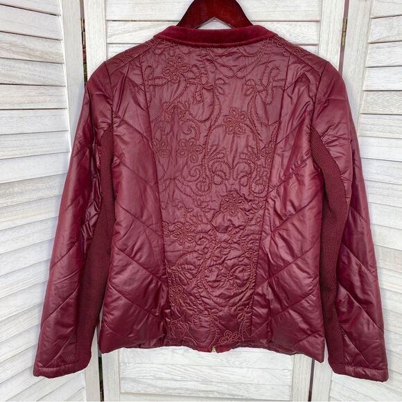 Zenergy by Chico’s Quilted Embroidered Puffer Moto Jacket Maroon Red Small - Picture 10 of 16